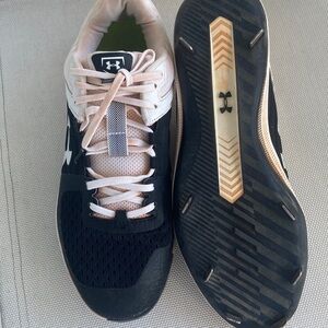 Under Armour Black and Cream Running Shoes